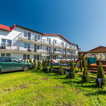 Semesterpark Dworek Wiosenna 8 Karwia
