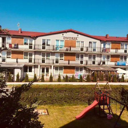 Dworek Wiosenna 8 * Karwia