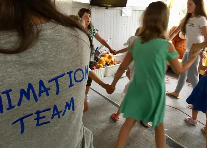 Dworek Wiosenna 8 База отдыха Карвиа