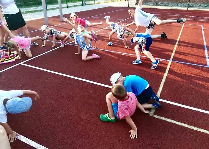 Dworek Wiosenna 8 База отдыха