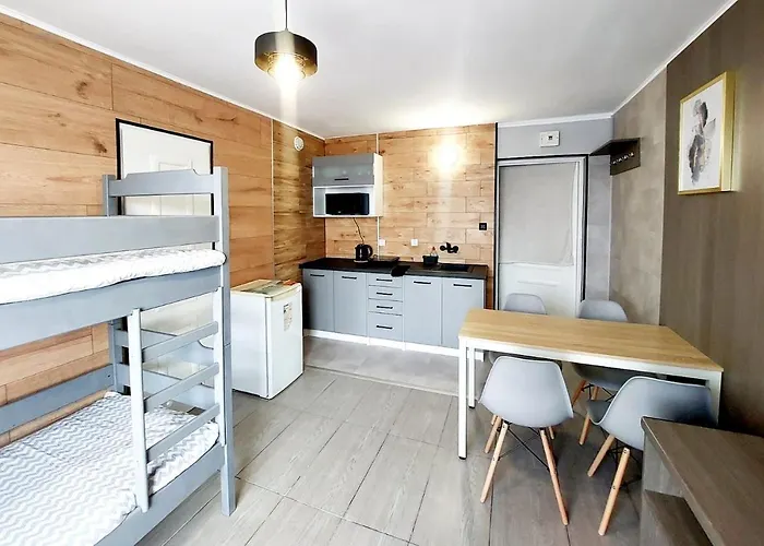 База отдыха Dworek Wiosenna 8 Карвиа