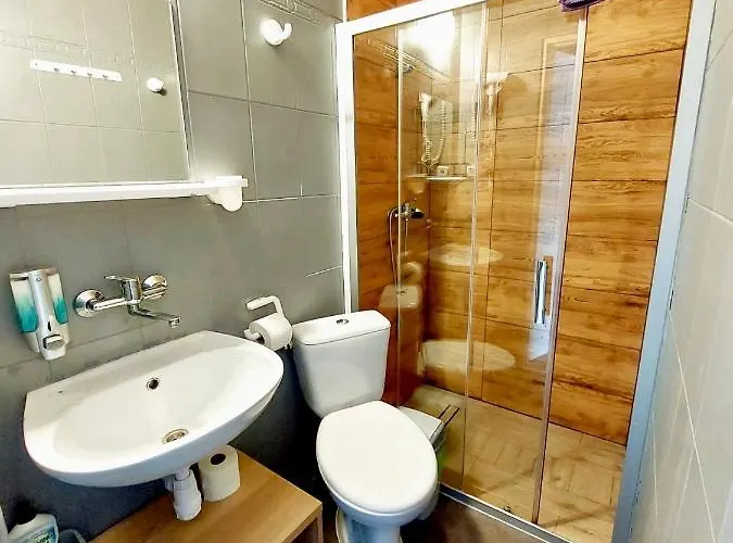 Dworek Wiosenna 8 База отдыха Карвиа