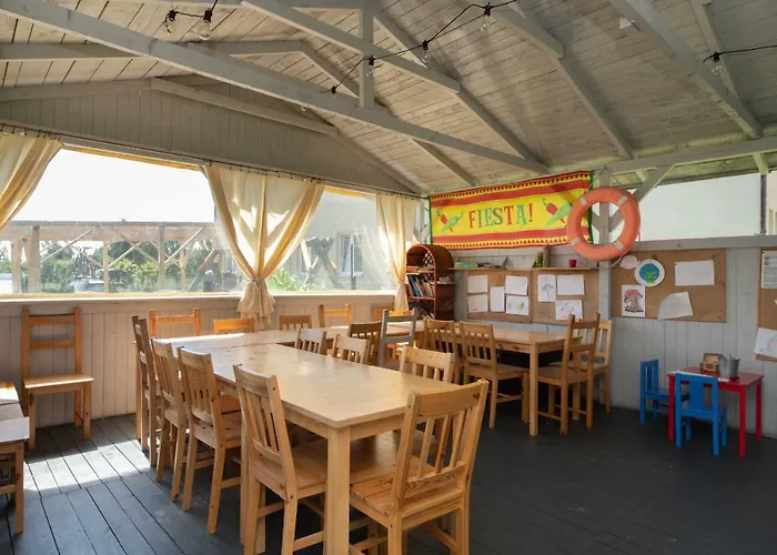 Dworek Wiosenna 8 База отдыха *