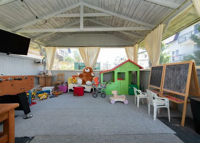 Dworek Wiosenna 8 База отдыха *