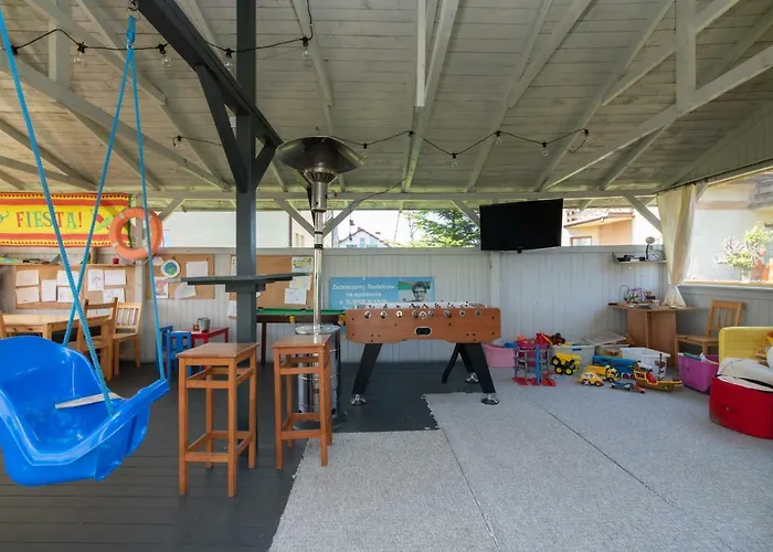 Dworek Wiosenna 8 Карвиа