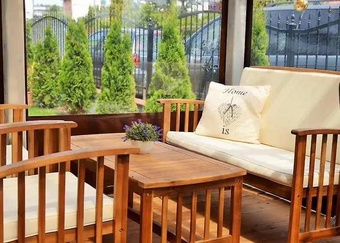 Dworek Wiosenna 8 База отдыха *